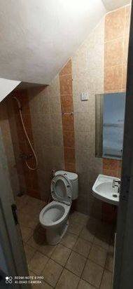 Murah, Rumah 2 Lantai, dengan AC