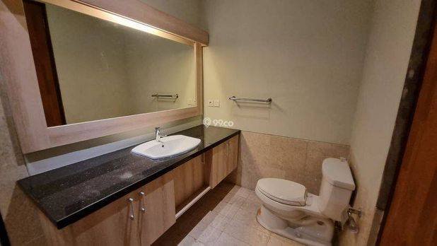 Dijual Villa Lantai 2 Minimalis Kawasan Villa  One Gate Sistem 