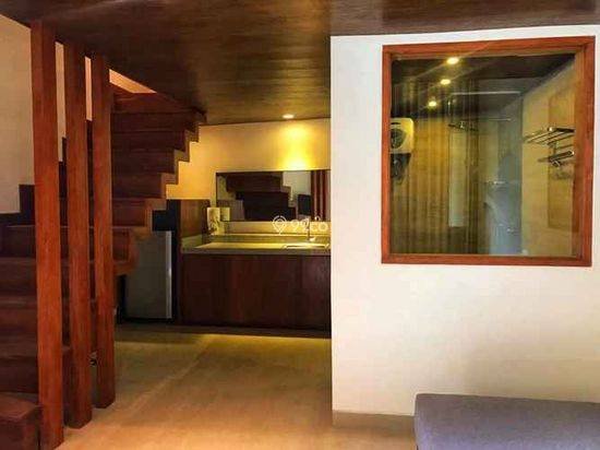 APARTMENT MEZZANINE SUITE DAN DELUXE DI SEMINYAK