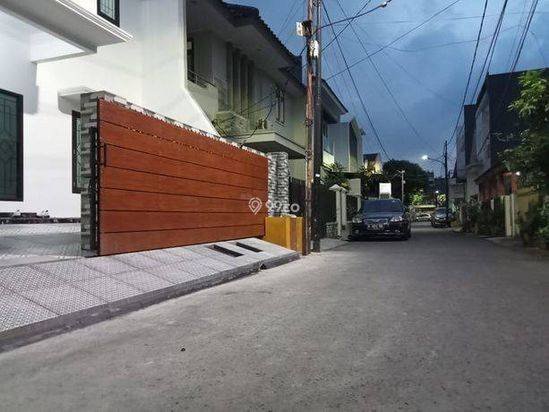 Rumah Minimalis Baru Siap Huni SHM Rawamangun