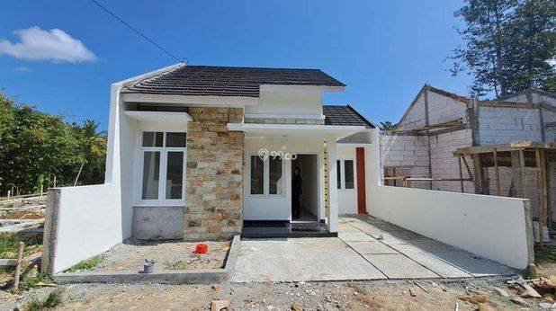 RUMAH CANTIK PALING MURAH DI SLEMAN DP 0%