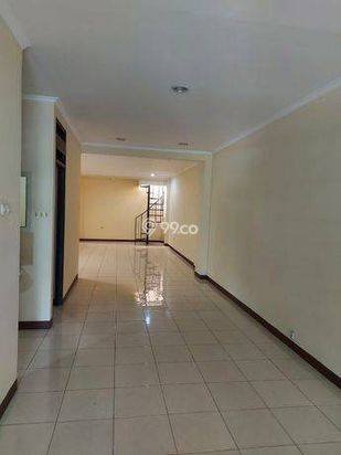 RUMAH DI KOSAMBI BARU