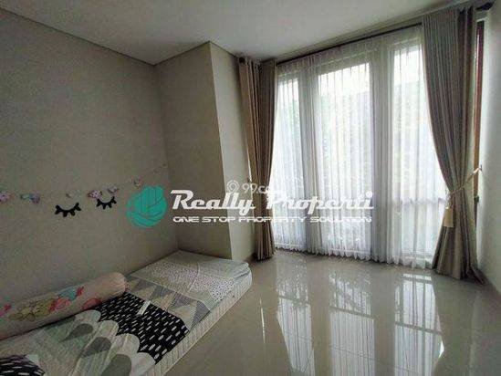 Premier Estate 2 Type Biaritz Semi Furnished Cash / KPR Ready