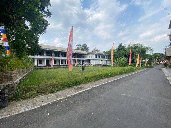 Tanah SHM Timur Mall Sch Cocok Untuk Usaha