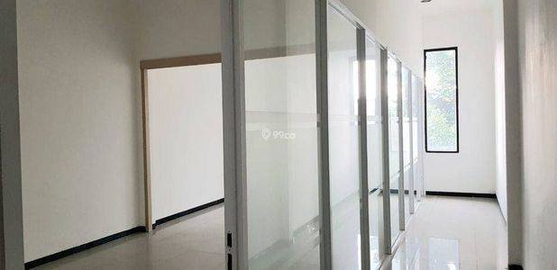 Ruko di Bkr Mainroad Lokasi Strategis Harga Murah