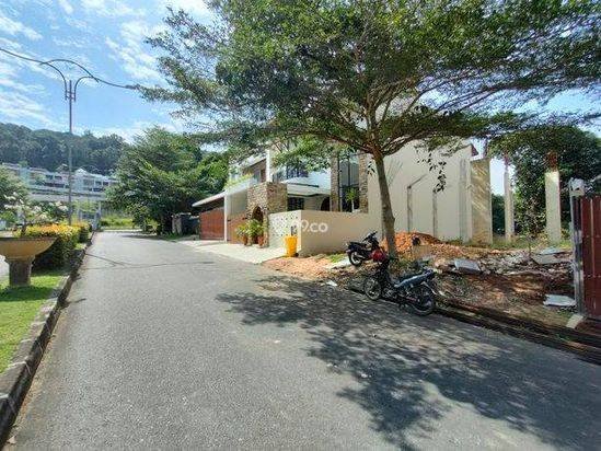 2 UNIT KAVLING SUKAJADI BOULEVARD VIEW GOLF, HARGA DIBAWAH PASARAN 