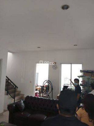 RUMAH DI GREENLIKE CITY