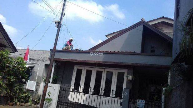 Rumah Tanah Luas Setrategis Pondok Kelapa