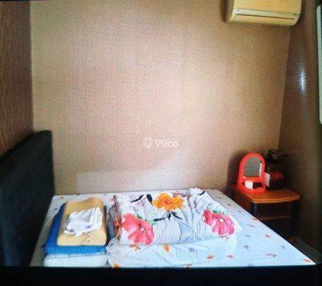 Dijual rumah full furniture di Graha Padma 