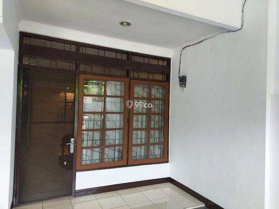 RUMAH DI KOSAMBI BARU