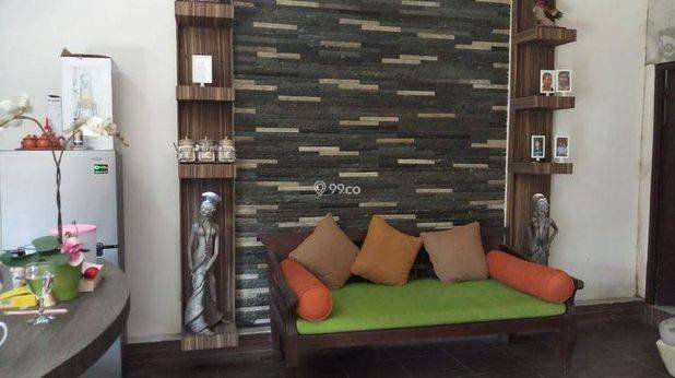 Rumah tinggal plus klinik dan kosan