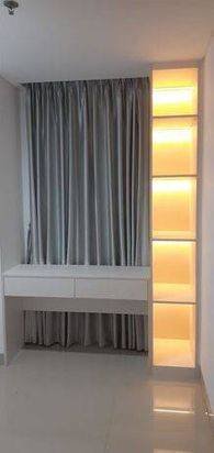  Apartemen Furnished Embarcadero Suites Bagus