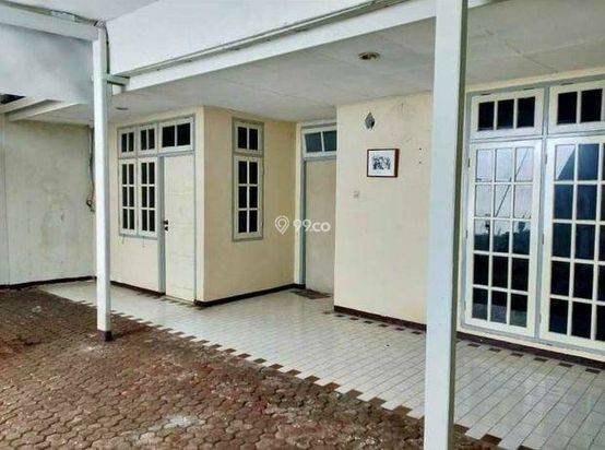 Rumah hitung tanah komplek bppt Jakarta Barat