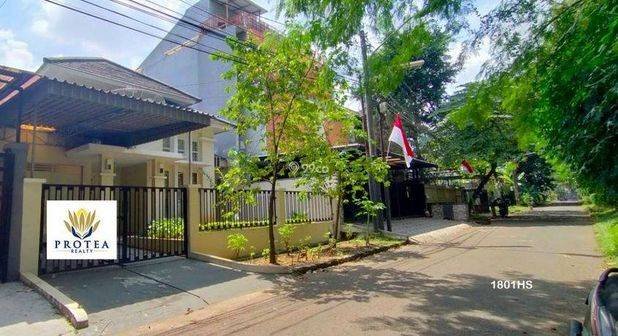 Rumah bangunan mandiri lokasi strategis di bsd