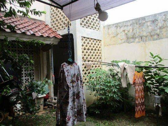 Di jual Rumah di Bintaro Jalan. Malimbu Blok C No.19