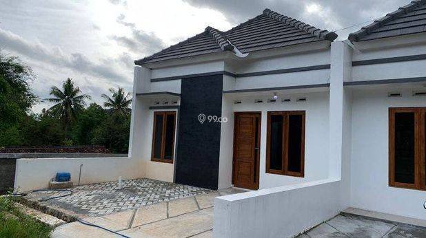 RUMAH CANTIK LUAS MURAH TANPA DP DI PATUK