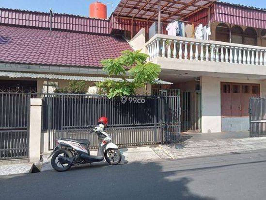 Rumah Kokoh Tanah Luas Setrategis Utan Kayu