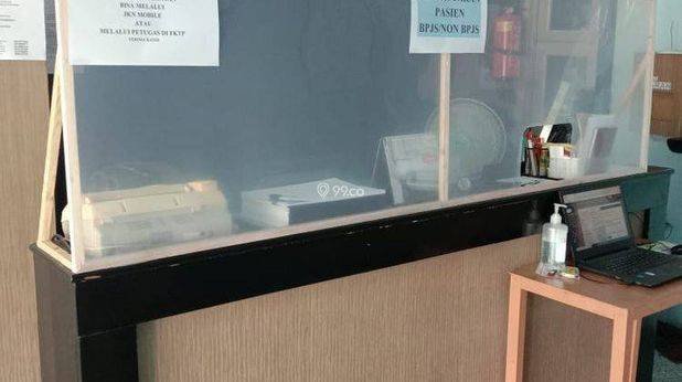 Rumah tinggal plus klinik dan kosan
