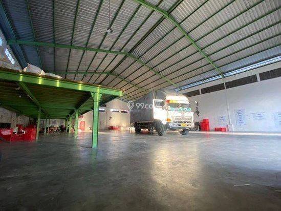Gudang 1000 m SHM Bagus Denpasar 