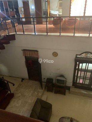 RUMAH DI KELAPA GADING 