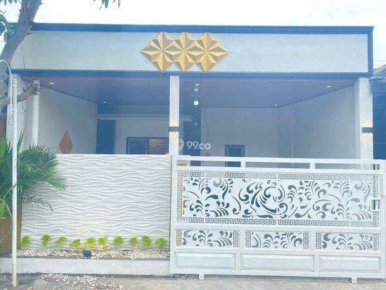 Rumah baru Desain mewah plamongan indah semarang