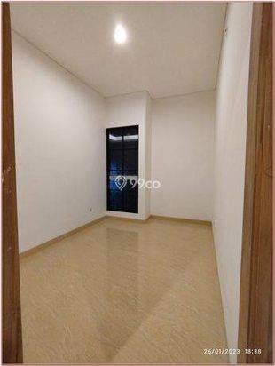 Rumah Mewah Sleman Dekat Lotte Mart Maguwo Include Private Pool