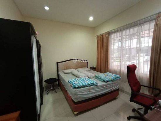 RUMAH DI PURI MANSION