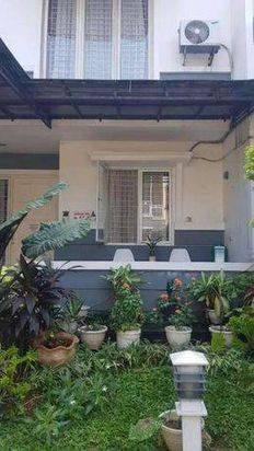 Rumah siap huni di jual di kota wisata  Bagus