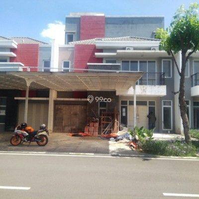 Rumah di jual di green lake city Tangerang 