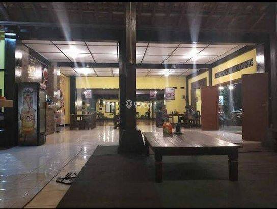 Ruang Usaha Ex Resto di Ambarketawang, Gamping