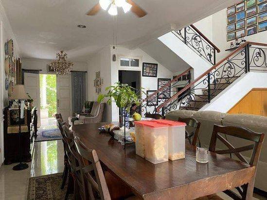 Rumah Cantik di Kota Wisata Cluster Terdepan