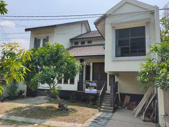 Kost 12 Pintu Arga Merbabu Cilegon 2 Lantai Terjun Bebas dari 2,5M