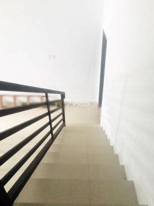 RUKO 2 LT ( 2 Unit ) DI LOKASI SANGAT STRATEGIS DI RENON