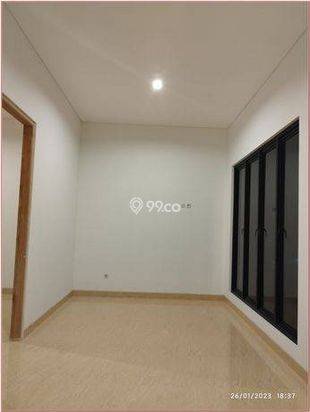 Rumah Mewah Sleman Dekat Lotte Mart Maguwo Include Private Pool