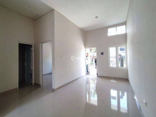 Rumah Cantik Di Depan Kantor Camat Kebonarum