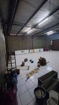 Gudang + Kantor di Taman Kopo Indah Lokasi Strategis
