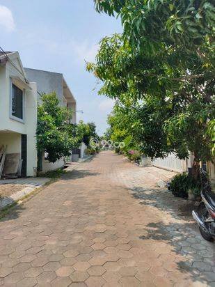 Kost 12 Pintu Arga Merbabu Cilegon 2 Lantai Terjun Bebas dari 2,5M
