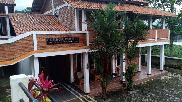 Rumah 3 Lantai Bagus Furnished Sertifikat Hak Milik di Bogor