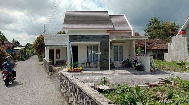 RUMAH CANTIK MURAH TANAH LUAS DI TEMPEL SLEMAN