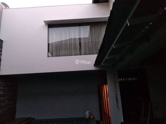 Rumah Mewah Di Batununggal