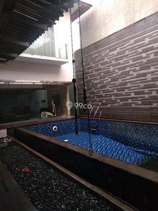 Rumah Mewah Di Batununggal