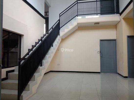 Rumah Mewah dalam komplek Cimindi, Cimahi Utara dekat pasteur dan Kampus UPI