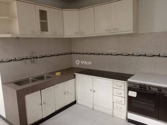 Rumah Mewah dalam komplek Cimindi, Cimahi Utara dekat pasteur dan Kampus UPI