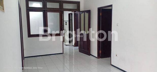 RUMAH SIAP HUNI DI MANYAR