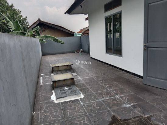 Rumah Mewah dalam komplek Cimindi, Cimahi Utara dekat pasteur dan Kampus UPI