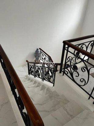 Rumah Cantik di Kota Wisata, Siap Huni