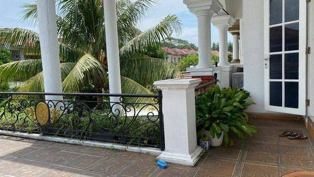 Rumah Cantik di Kota Wisata Cluster Terdepan