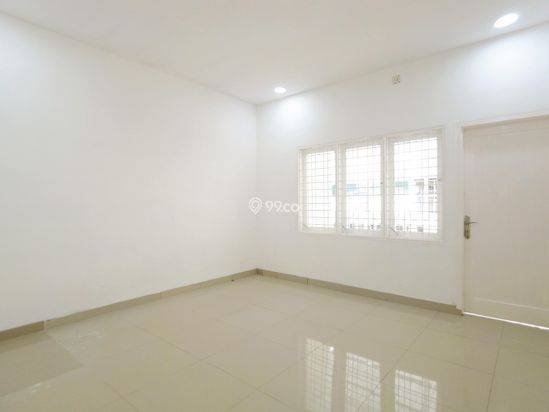 Villa di Jl. Kartini Dalam