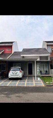 Dijual rumah cantik di Grand wisata Bekasi 