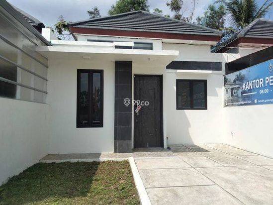 Rumah Cantik Harga Murah Dekat Hotel Santika Wonosari